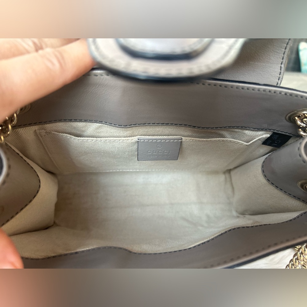 GUCCI Emily Guccissima Chain Leather Bag - Picture 14 of 16